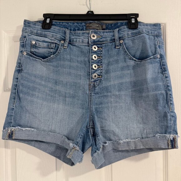 Torrid 5 Inch Vintage Stretch High-Rise Shorts Light Wash Plus Size 14 Denim - Picture 4 of 5